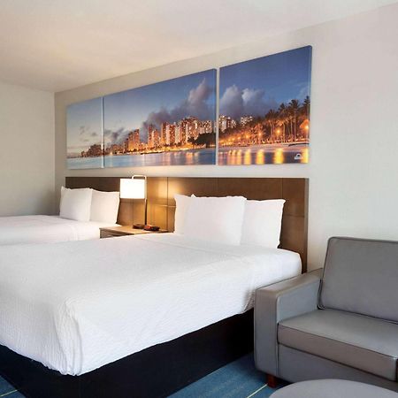 Days Inn & Suites By Wyndham Anaheim At Disneyland Park Kültér fotó
