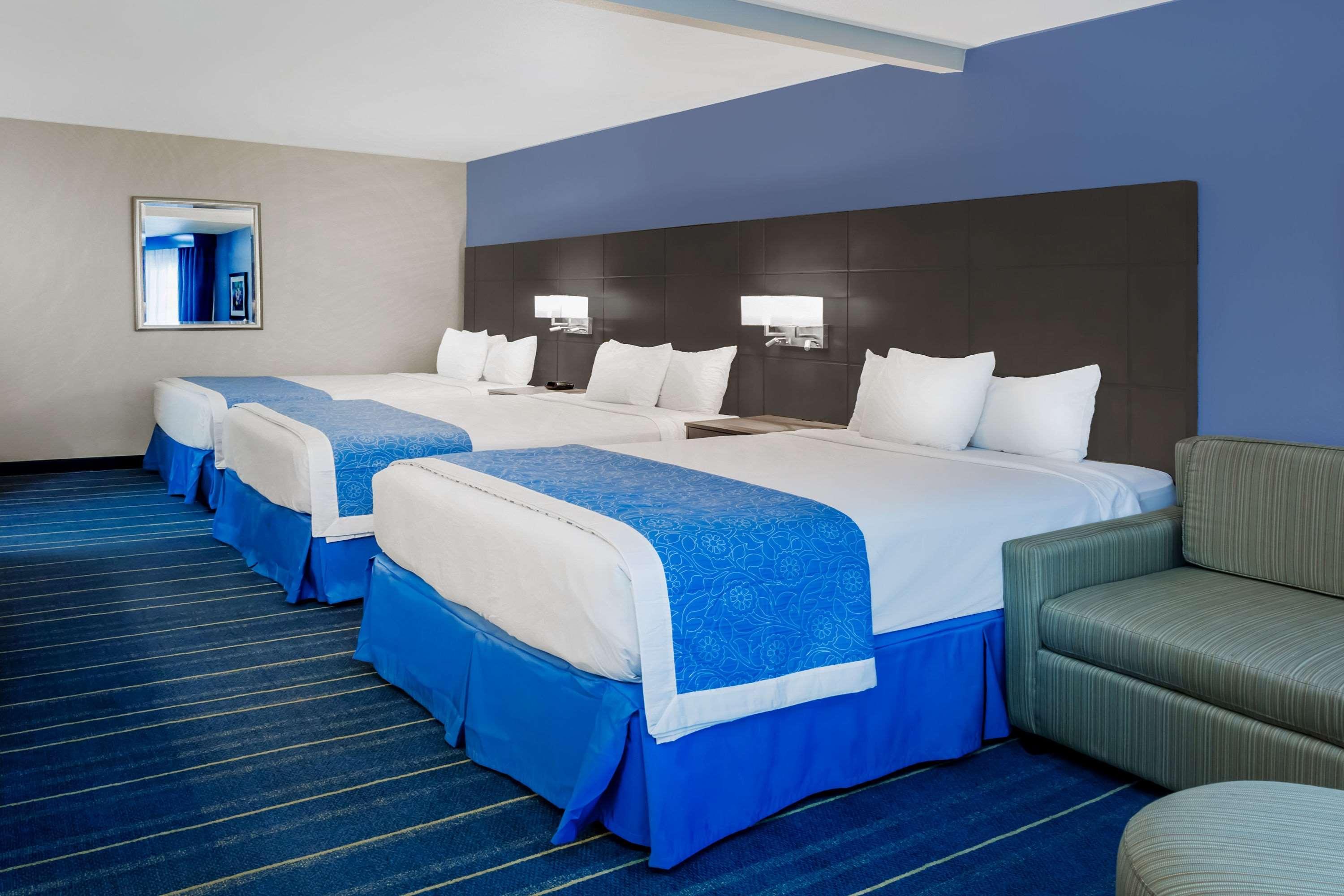 Days Inn & Suites By Wyndham Anaheim At Disneyland Park Kültér fotó