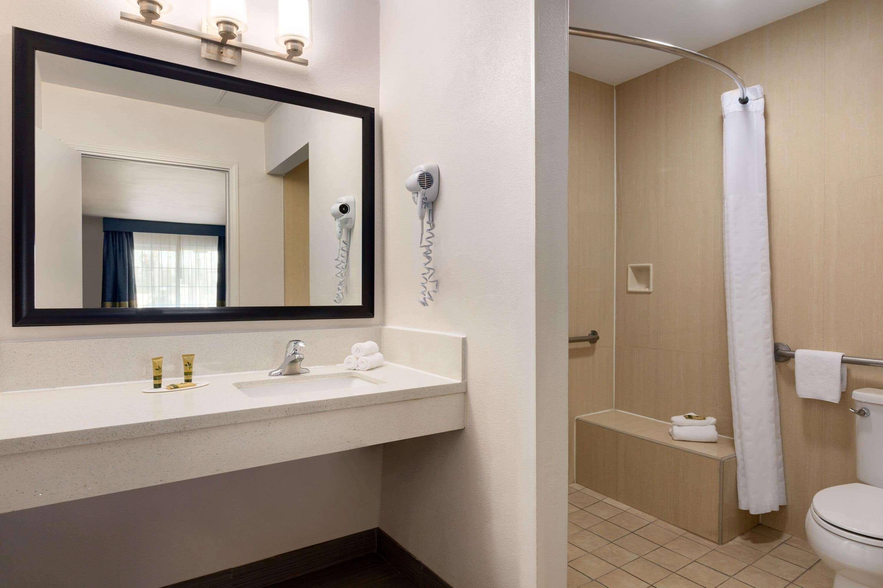 Days Inn & Suites By Wyndham Anaheim At Disneyland Park Kültér fotó