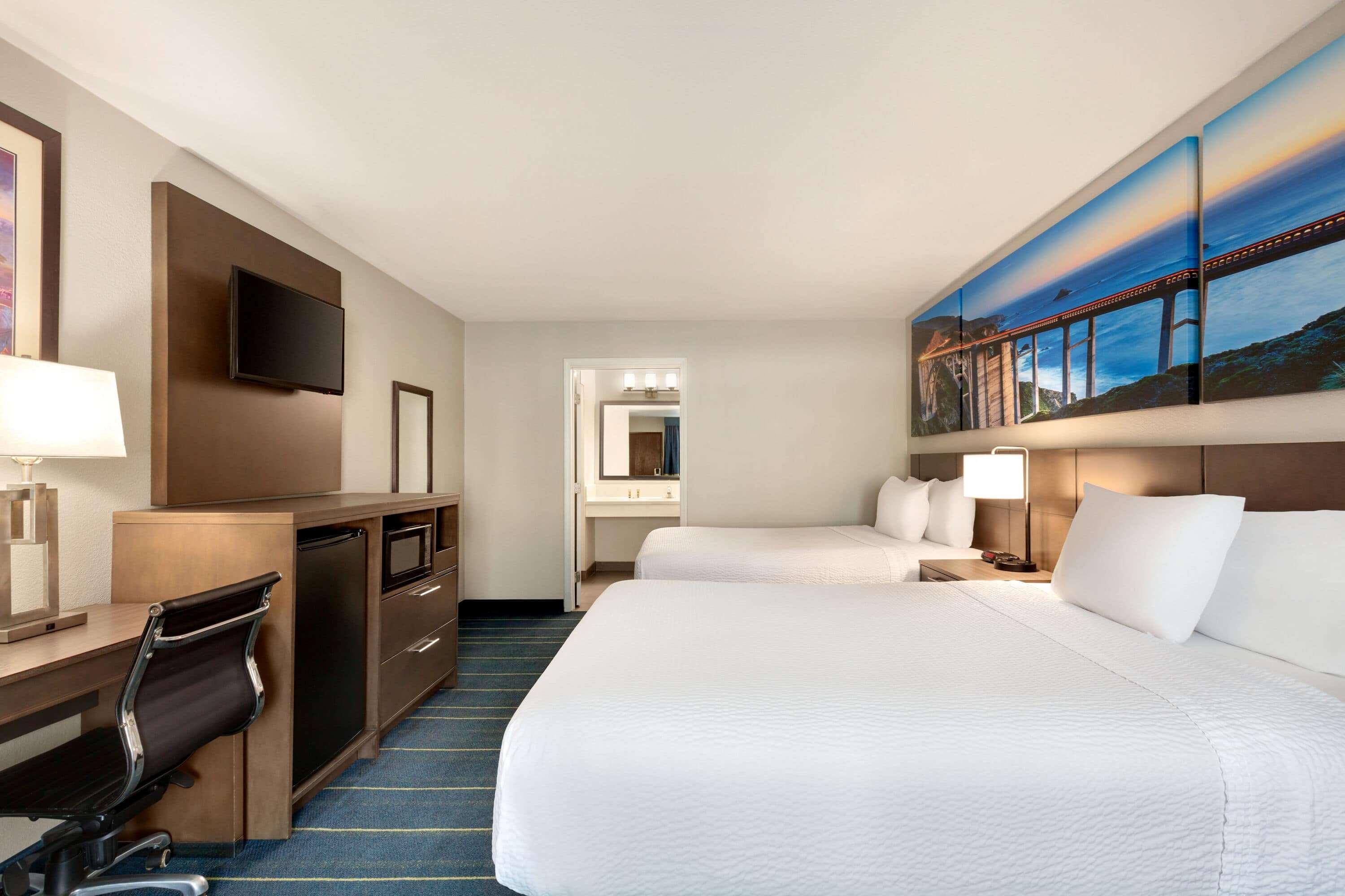 Days Inn & Suites By Wyndham Anaheim At Disneyland Park Kültér fotó